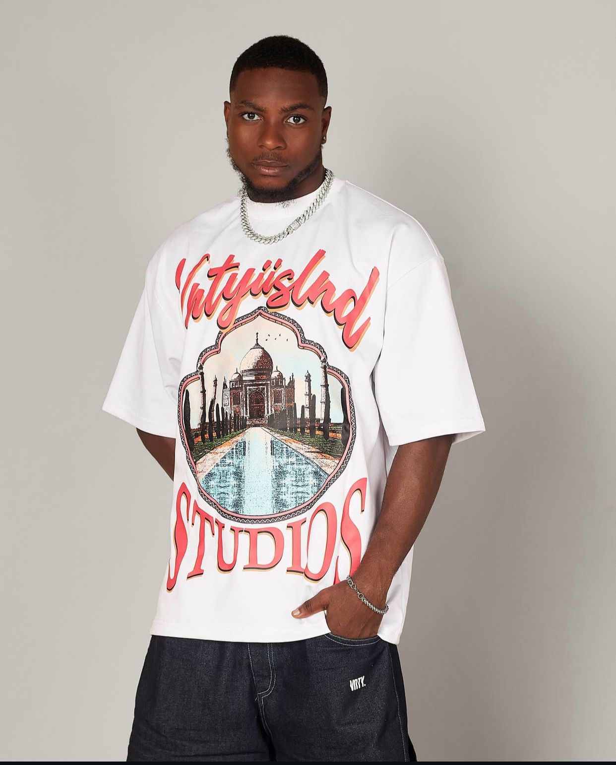 Vntyïsland Studios Tee – Eastern Aesthetic Drop